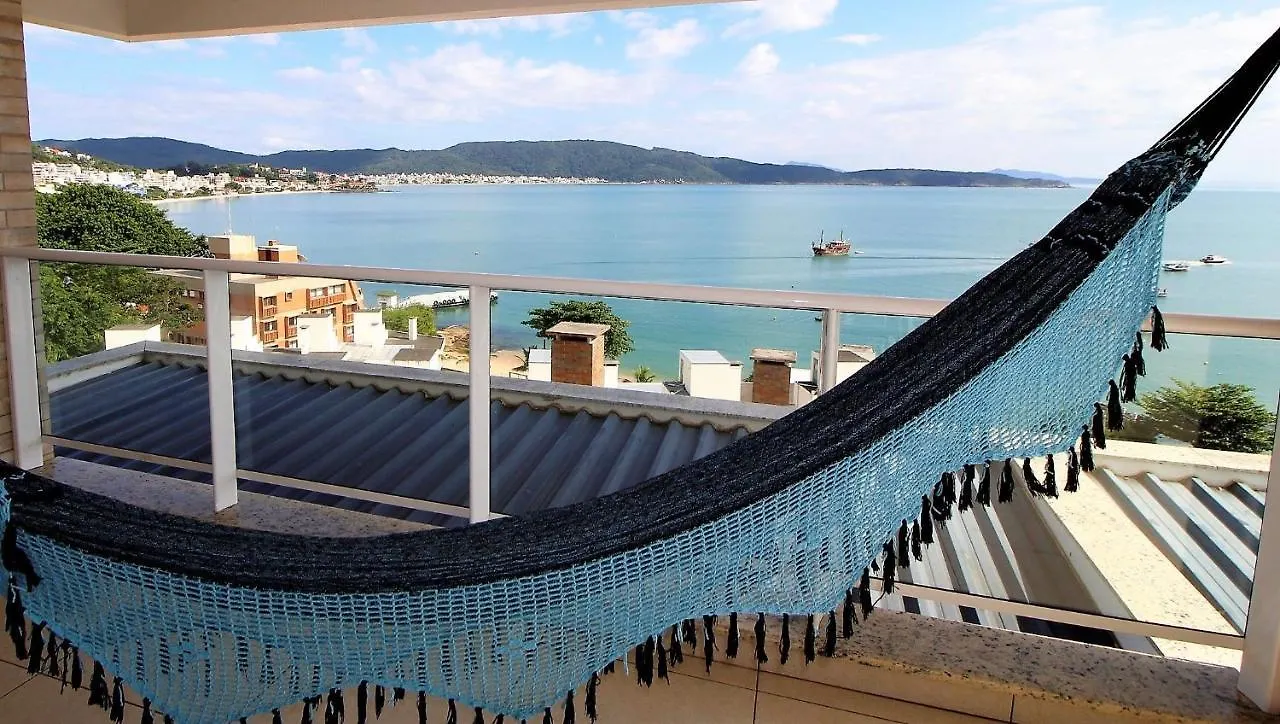 Apartamento 1082 - Flat com Vista para o Mar e Hidromassagem para Locação de Temporada em Bombinhas