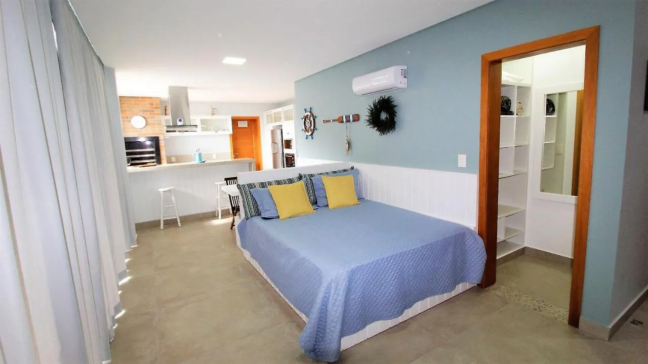 Apartamento 1082 - Flat com Vista para o Mar e Hidromassagem para Locação de Temporada em Bombinhas Brasil
